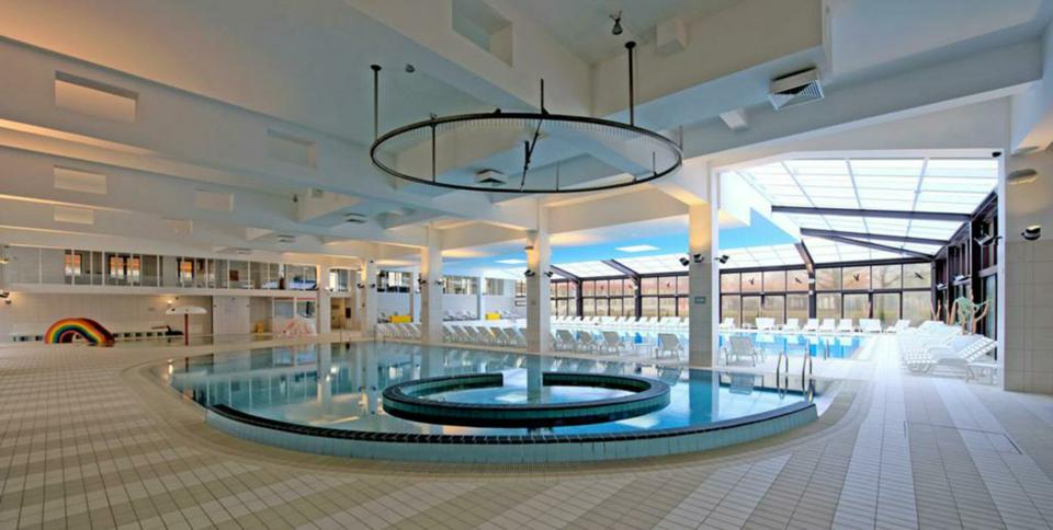 jezercica_terme_bazeni_022012_photo_copyright-by-darko-gorenak-godar-(2).jpg